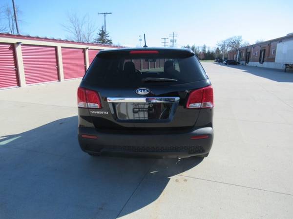 2011 Kia Sorento EX 4dr SUV - - by dealer - vehicle for sale in Bloomington, IL – photo 20