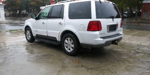2004 Lincoln navigator 4wd (Navi/DVD) for sale in Baltimore, District Of Columbia – photo 3