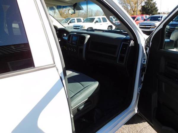 Dodge Ram 4wd Pickup 1500 Tradesman Crew Cab HEMI Pickup Truck V8 -... for sale in Greenville, SC – photo 14