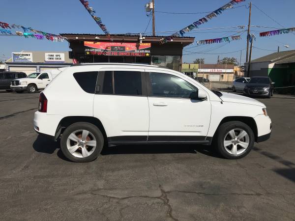 2016 Jeep Compass Latitude SUV (Easy Financing, Fast Approval) -... for sale in Turlcok, CA – photo 5