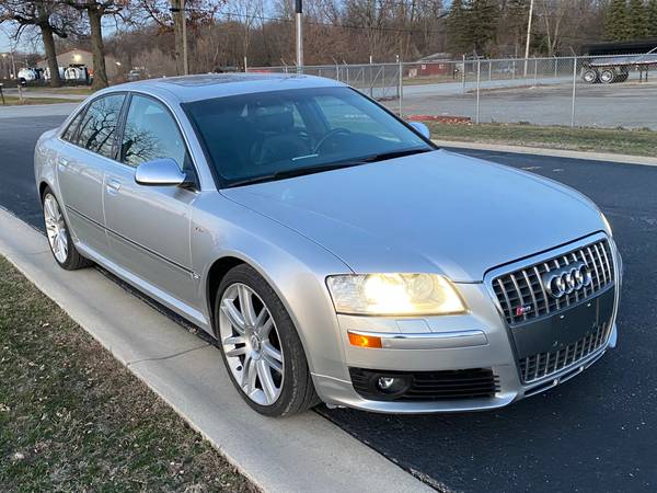 2007 Audi S8 5.2 V10 Quattro - cars & trucks - by dealer - vehicle... for sale in Griffith, IL – photo 3