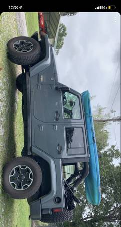 2014 Jeep Wrangler 4D - cars & trucks - by owner - vehicle... for sale in Clarksville, TN – photo 9
