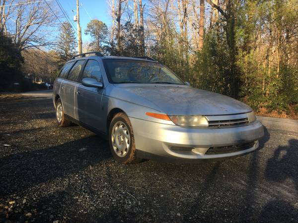 2001 Saturn LW200 Manual Wagon, great MPG! for sale in Black Mountain , NC – photo 10