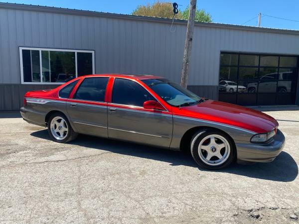 1996 Chevrolet Impala SS Base - - by dealer - vehicle for sale in CENTER POINT, IL – photo 2