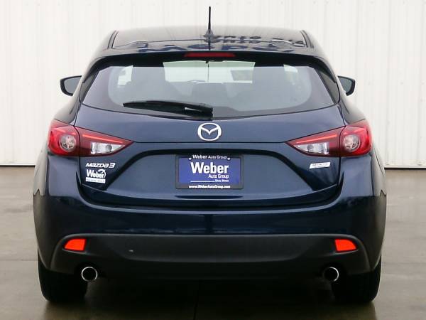 2016 Mazda 3I Sport-NICE CAR! VERY WELL MAINTAINED! for sale in Silvis, IA – photo 5