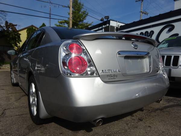 2005 Nissan Altima SL*128,000 miles*Bose*Heated leather*Dual exhaust* for sale in West Allis, WI – photo 15
