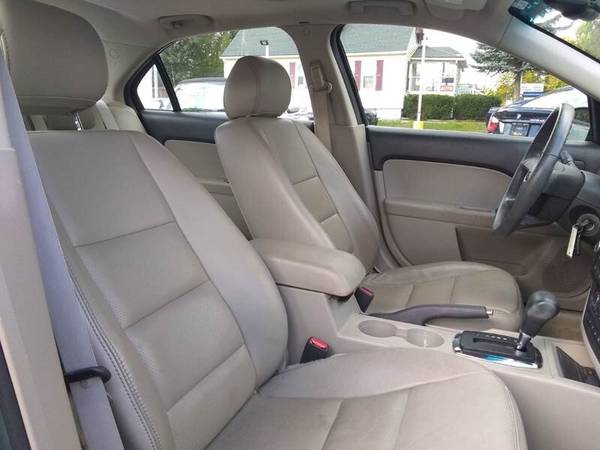 2008 Ford Fusion SEL - Low Mileage only 89k ! for sale in Howell, MI – photo 7