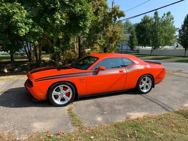 2009 Dodge Challenger RT 5 7L HEMI WITH 6-SPEED MANUAL - cars & for sale in MIDDLEBORO, MA – photo 4