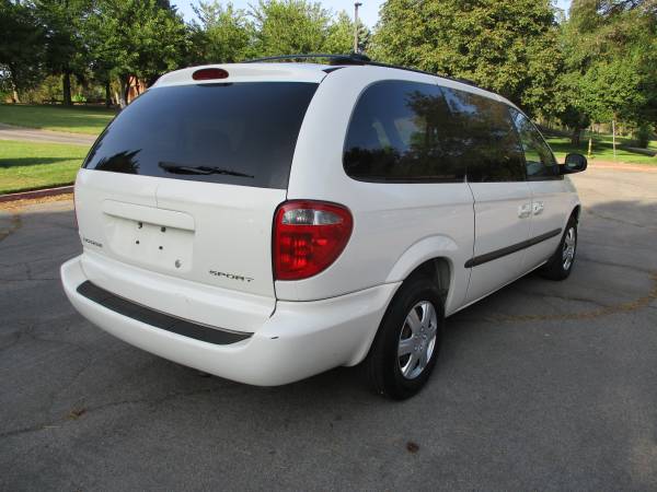 2002 Dodge Grand Caravan, FWD, auto, 6cyl, 3rd row, smog, SUPER... for sale in Sparks, NV – photo 7