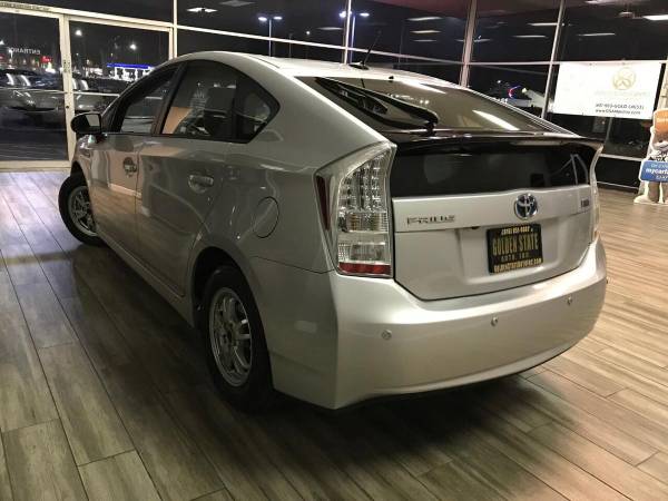 2010 Toyota Prius IV 4dr Hatchback EASY FINANCING! - cars & trucks -... for sale in Rancho Cordova, CA – photo 4