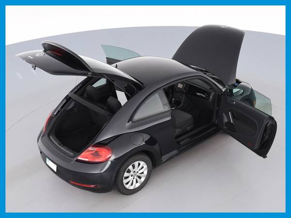 2017 VW Volkswagen Beetle 1 8T S Hatchback 2D hatchback Black for sale in Washington, District Of Columbia – photo 19