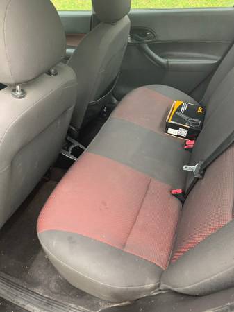 2005 Ford Focus SE (Sports Edition) for sale in Ames, IA – photo 3