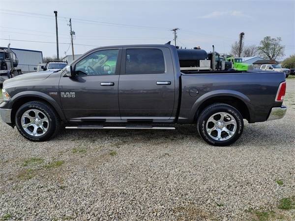 2016 Ram 1500 Laramie - - by dealer - vehicle for sale in Chillicothe, OH – photo 8