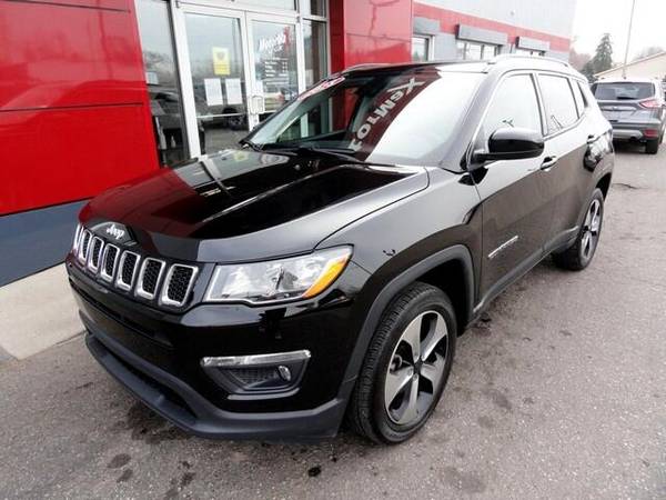 2018 Jeep Compass Latitude 4x4 - - by dealer - vehicle for sale in GRANDVILLE, MI – photo 2