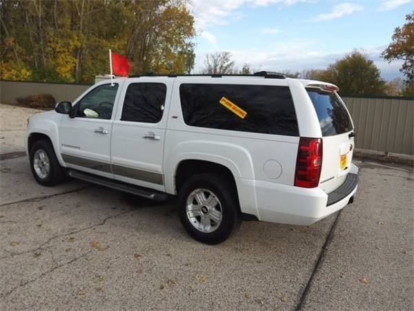 2007 Chevrolet Suburban - cars & trucks - by dealer - vehicle... for sale in Oconto, WI – photo 2