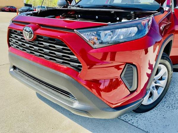 2019 Toyota RAV4 - - by dealer - vehicle automotive sale for sale in Clarksville, TN – photo 24