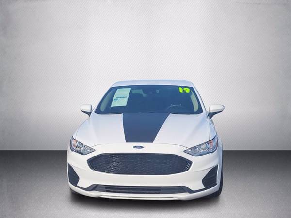 2019 Ford Fusion SE White/Black - - by dealer for sale in Glendale, AZ – photo 9
