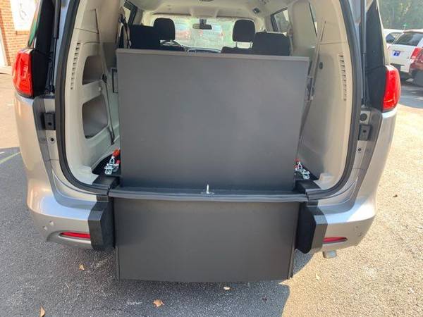 2018 Chrysler Pacifica Handicap Accessible Wheelchair Van for sale in dallas, GA – photo 14