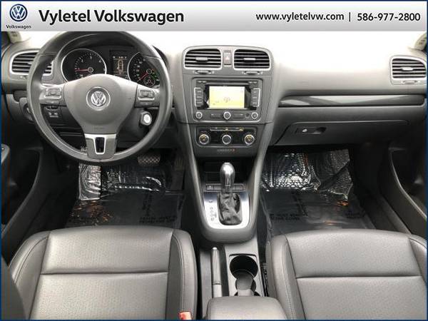 2013 Volkswagen Jetta SportWagen wagon 4dr DSG TDI w/Sunroof & Nav -... for sale in Sterling Heights, MI – photo 13