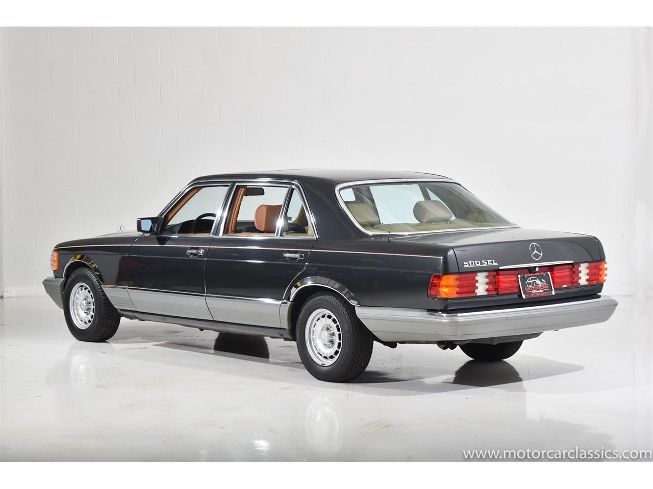 1985 Mercedes-Benz 500 for sale in Farmingdale, NY – photo 4