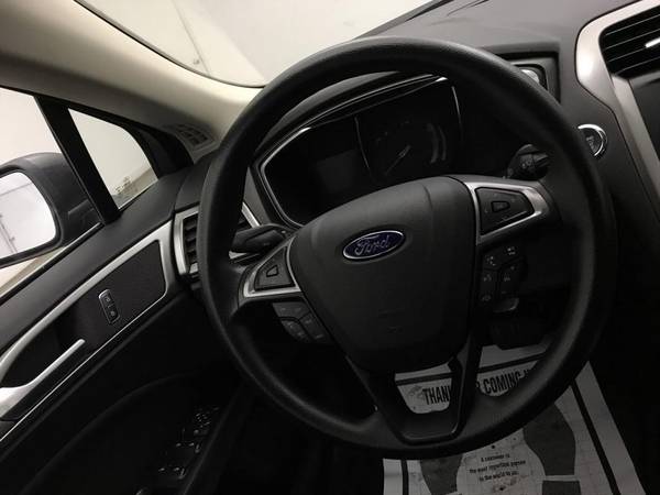 2017 Ford Fusion SE Sedan - - by dealer - vehicle for sale in Coeur d'Alene, MT – photo 11
