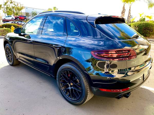 2017 PORSCHE MACAN GTS FULLY LOADED. 25K MILES. 360 HP TWIN... for sale in San Diego, CA – photo 4