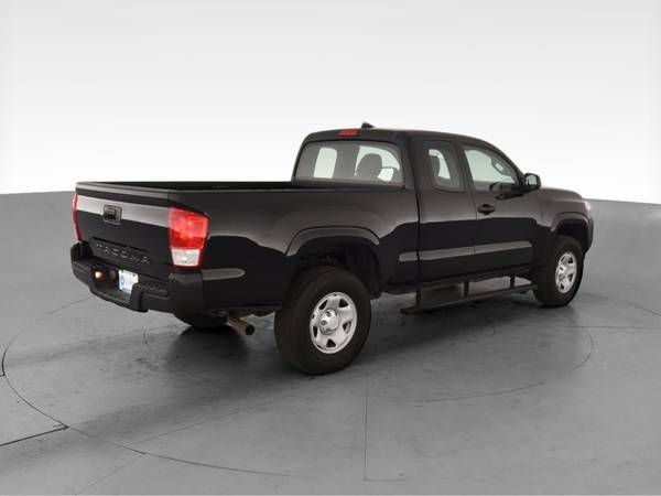 2017 Toyota Tacoma Access Cab SR Pickup 4D 6 ft pickup Black -... for sale in Dayton, OH – photo 11