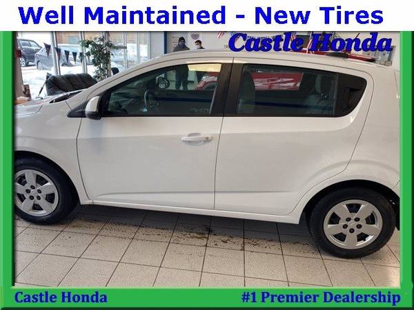 2015 Chevy Chevrolet Sonic hatchback Summit White for sale in Morton Grove, IL – photo 2