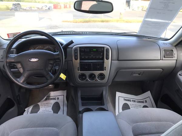 2004 Ford Explorer XLT 4.0L 4WD * White * 3rd Row Seating for sale in Monroe, NY – photo 18