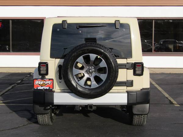 2011 Jeep Wrangler Unlimited Sahara - Upgrades! for sale in New Glarus, WI – photo 8