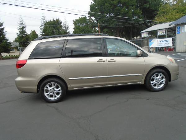 2005 TOYOTA SIENNA XLE for sale in Chico, CA – photo 7