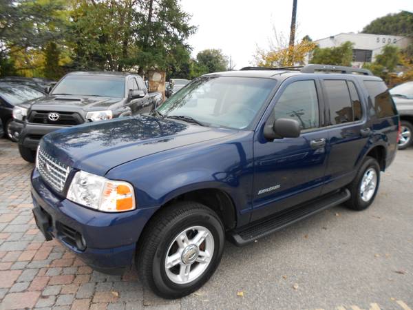 2005 FORD EXPLORER XLT 51,000 MILES!! MUST SEE!! 4X4!! WE FINANCE!!... for sale in Farmingdale, NY