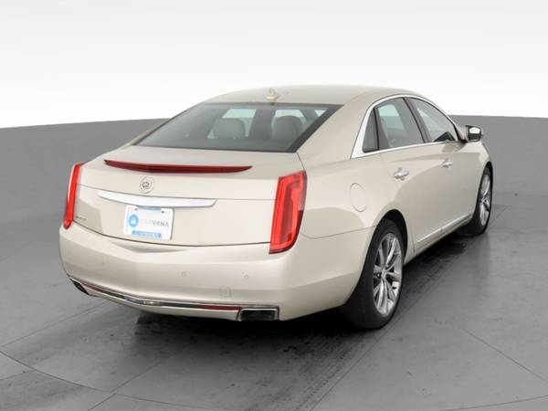 2013 Caddy Cadillac XTS Luxury Collection Sedan 4D sedan Gray - -... for sale in Cleveland, OH – photo 10