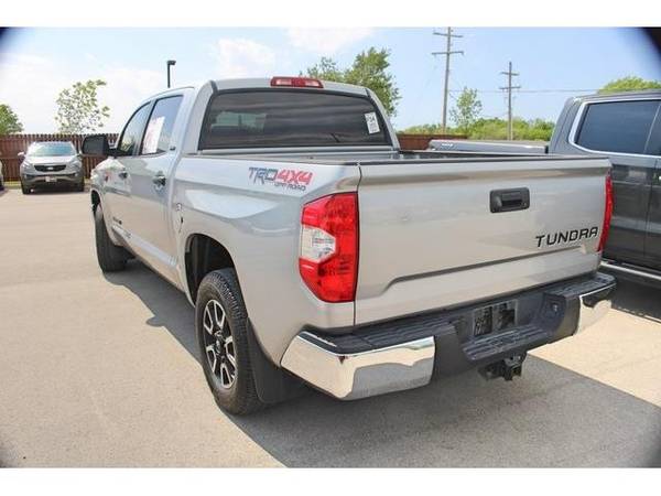 2019 Toyota Tundra SR5 - truck - - by dealer - vehicle for sale in Bartlesville, KS – photo 4