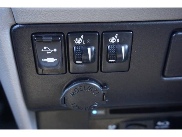 2015 Toyota Sienna 5dr 7-Pass Van XLE AAS FWD - - by for sale in Knoxville, TN – photo 22