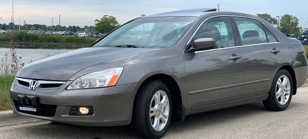 1 OWNER 2006 HONDA ACCORD EXL FULLY LOADED & MAINTAINED.. CLEAN CARFAX for sale in Naperville, IL – photo 2