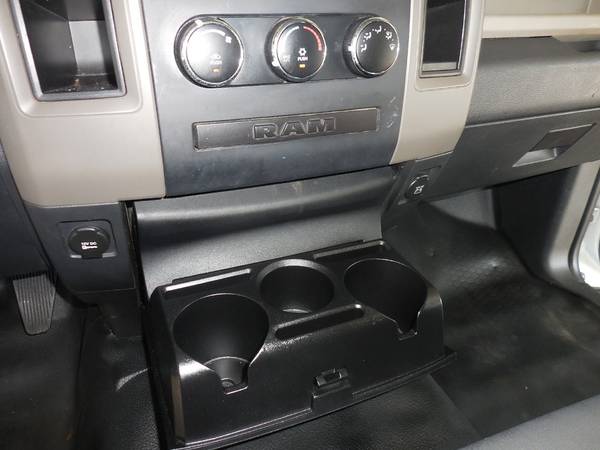 2011 Dodge RAM 1500 72k~V6~NEW TIRES~COLD AIR~ AUTO~F-150 silverado for sale in Fort Myers, FL – photo 20