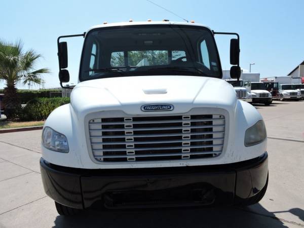 2009 FREIGHTLINER BUSINESS CLASS M2 16 FOOT FLATBED with for sale in Grand Prairie, TX – photo 9