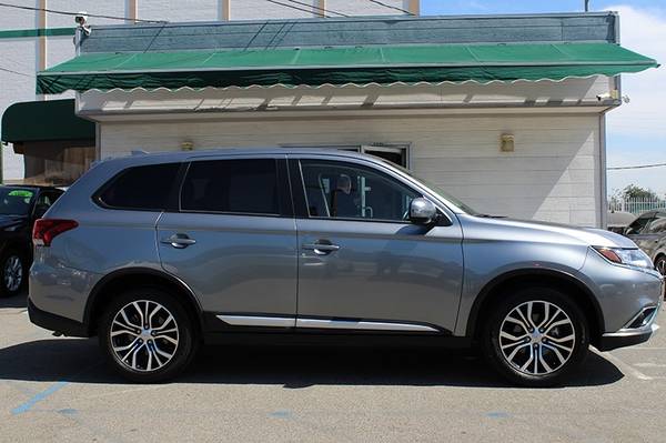 2018 MITSUBISHI OUTLANDER SE **$0 - $500 DOWN. *BAD CREDIT 1ST TIME... for sale in North Hollywood, CA – photo 4