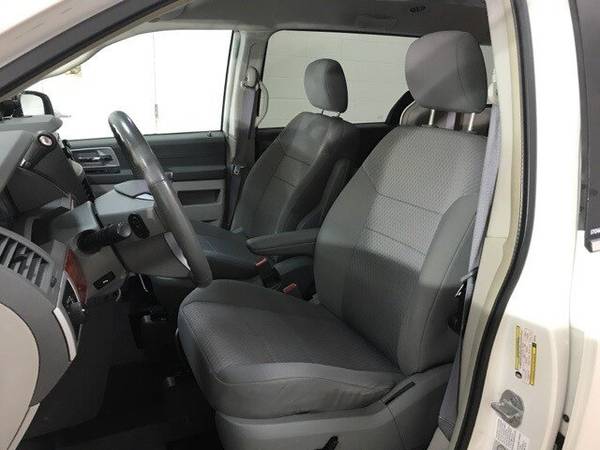 2008 Chrysler Town Country Touring for sale in Buffalo, MN – photo 6