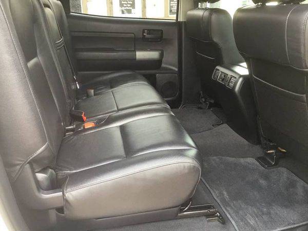 2013 Toyota Tundra Grade 4x4 4dr CrewMax Cab Pickup SB (5.7L V8 FFV)... for sale in San Marcos, TX – photo 14