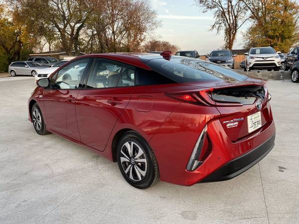 2018 Toyota Prius Prime - Financing Available! - cars & trucks - by... for sale in Murfreesboro, TN – photo 3