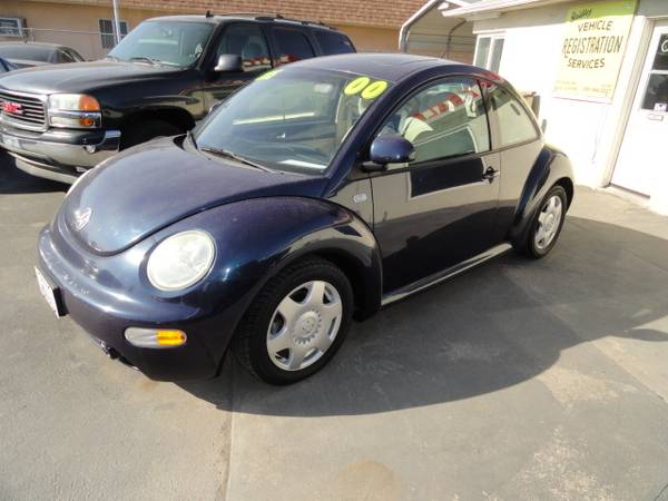 2000 VOLKSWAGEN BEETLE AUTO TRANS & LOW MILES - cars & trucks - by... for sale in Gridley, CA – photo 2