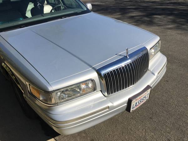 1997 Lincoln Towncar for sale in Rowland Heights, CA – photo 11