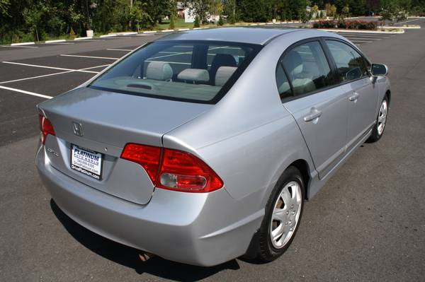 2008 HONDA CIVIC 4-DOOR GREAT ON GAS for sale in Fredericksburg, District Of Columbia – photo 8