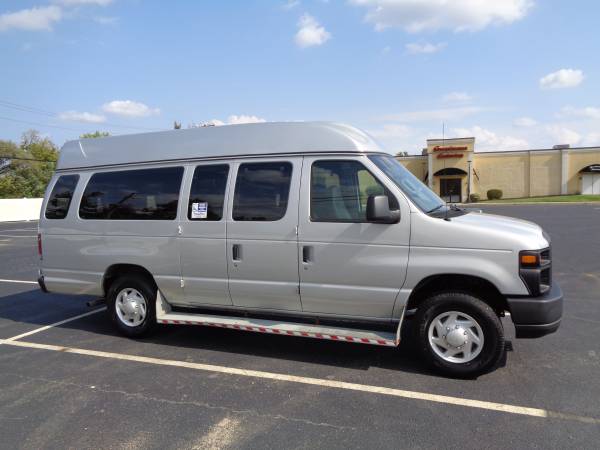 2008 FORD E-250 PASSENGER VAN! 1-OWNER, WHEEL CHAIR ACCESSIBLE!! for sale in PALMYRA, DE – photo 5