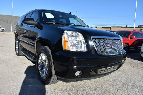 2013 GMC YUKON DENALI -EASY FINANCING AVAILABLE - cars & trucks - by... for sale in Richardson, TX – photo 3