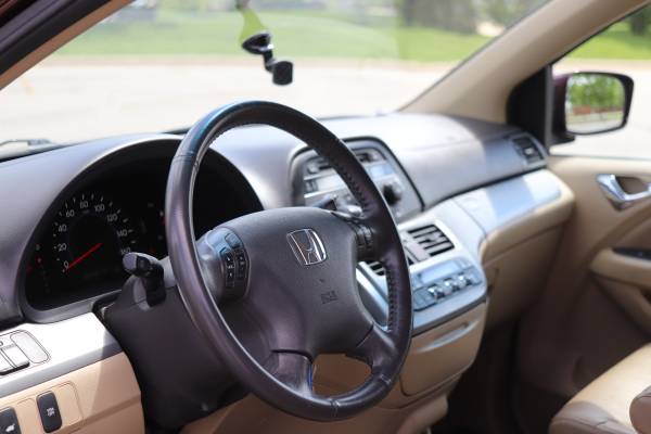 2010 Honda Oddessy EX-L for sale in Cedar Rapids, IA – photo 7