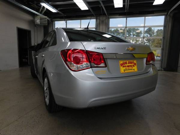 2014 Chevrolet Cruze LS - - by dealer - vehicle for sale in Airport Motor Mile (Alcoa), TN – photo 3