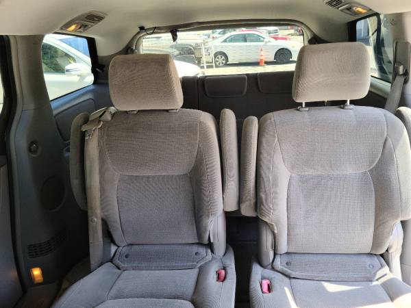 Special Price 2005 Toyota Sienna LE Minivan 4D for sale in Honolulu, HI – photo 4
